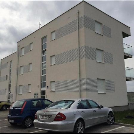 Apartmani Matko Нин Экстерьер фото