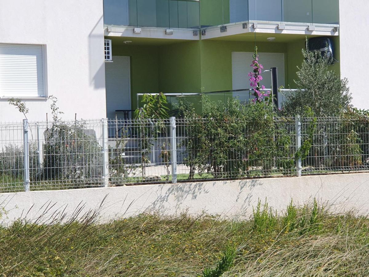 Apartmani Matko Нин Экстерьер фото