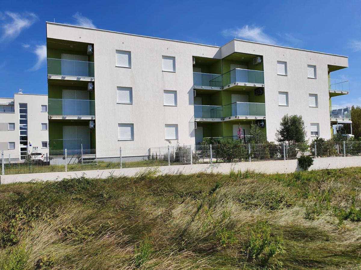 Apartmani Matko Нин Экстерьер фото